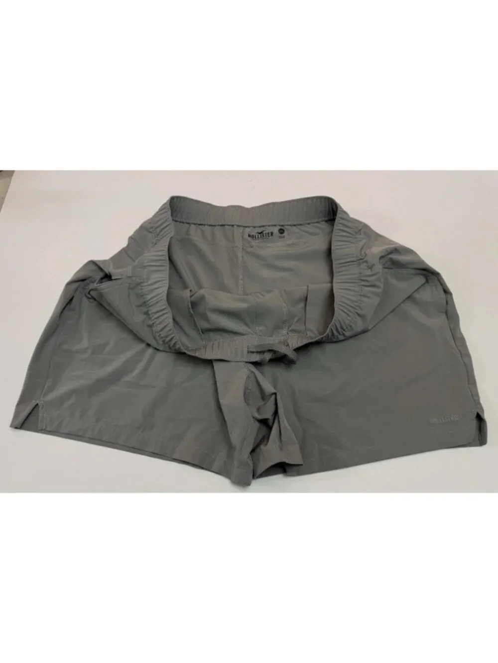 Hollister pre owned